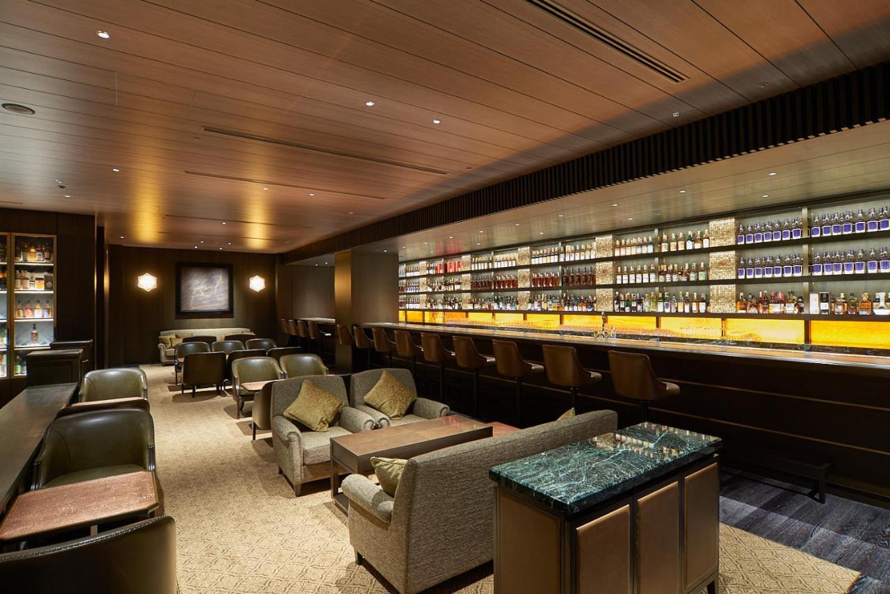The Okura Tokyo Hotel Eksteriør billede The bar at the lounge