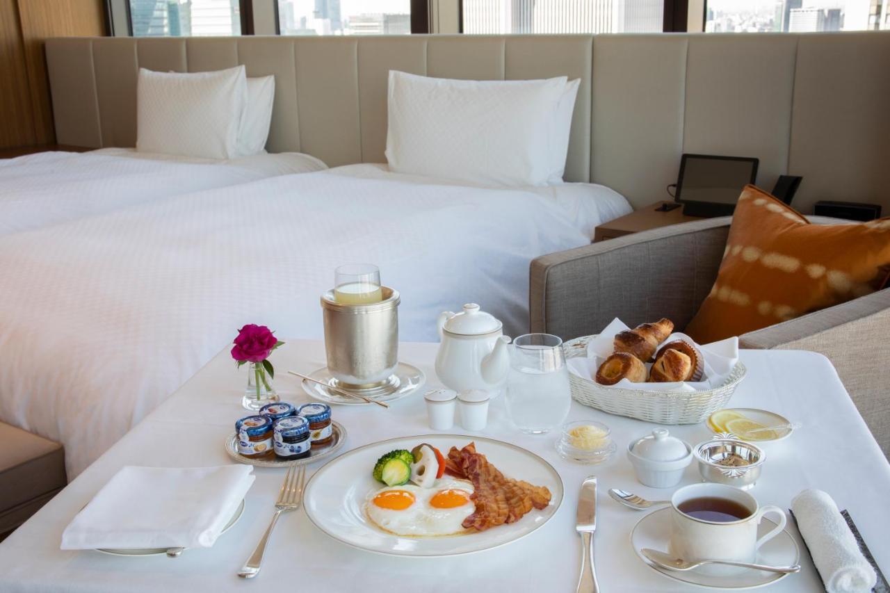 The Okura Tokyo Hotel Eksteriør billede Room service